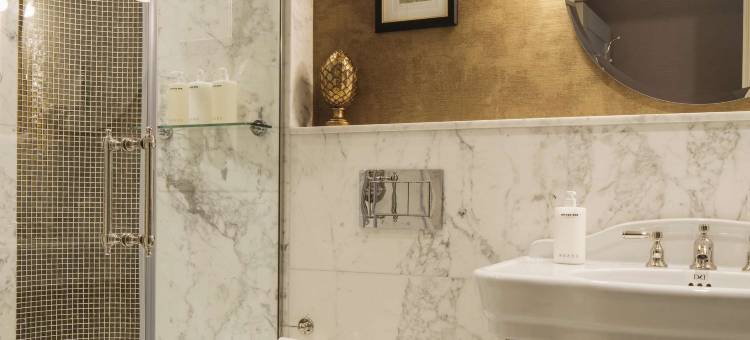 绿地镇房(Townhouse on the Green)图片