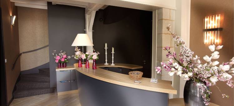 克鲁瓦布兰奇方丹酒店(Logis Hotel la Croix Blanche Fontevraud)图片