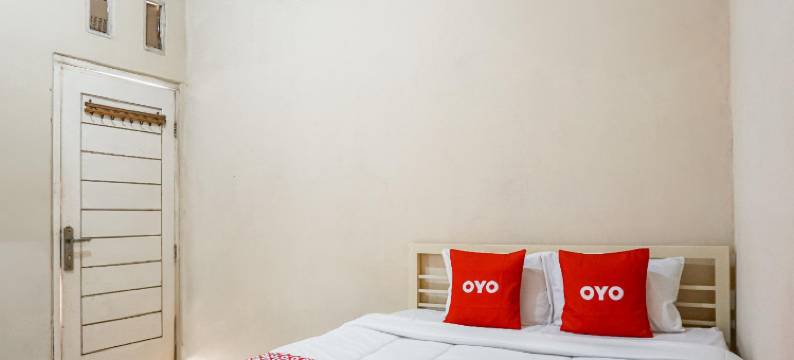 OYO 93320 维纳斯伊斯兰民宿靠近梅古帕克大学(OYO 93320 Venus Homestay Syariah Near Universitas Megou Pak Tulang Bawang)图片