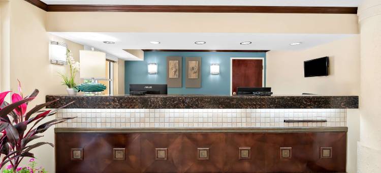 沿岸贝斯特韦斯特酒店(Best Western Intracoastal Inn)图片