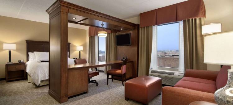 查尔斯镇欢朋套房酒店(Hampton Inn & Suites Charles Town)图片