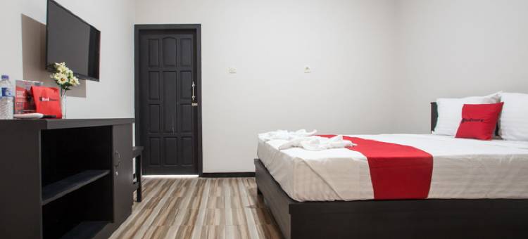 红门伊斯兰教Plus-靠近巴纽旺宜机场(RedDoorz Syariah Plus Near Banyuwangi Airport)图片