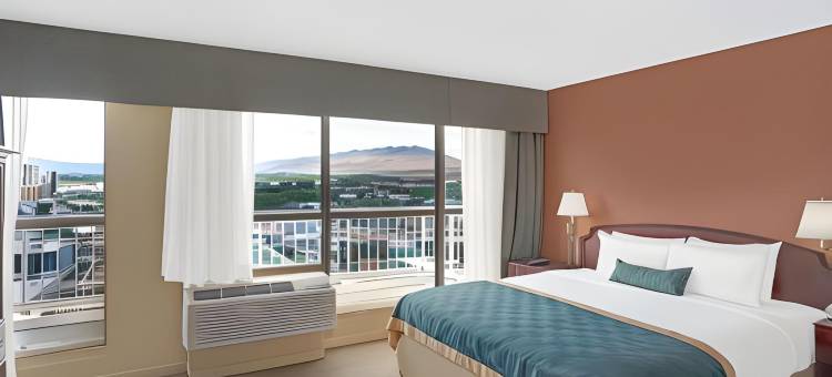 里诺华美达酒店及(Ramada by Wyndham Reno Hotel & Casino)图片