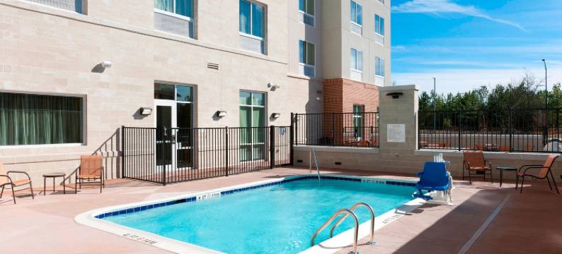 岩石丘万枫酒店及套房(Fairfield Inn & Suites Rock Hill)图片