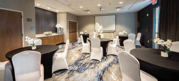 墨尔本维埃拉万枫套房酒店(Fairfield Inn & Suites Melbourne Viera Town Center)图片