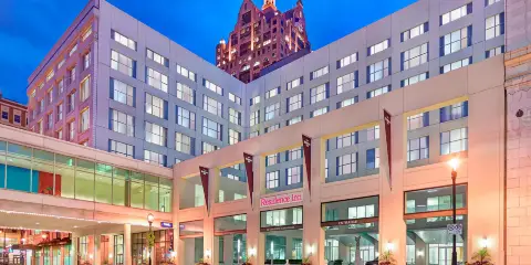 密爾沃基市中心Residence Inn 酒店