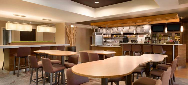 Courtyard Bloomington Normal图片