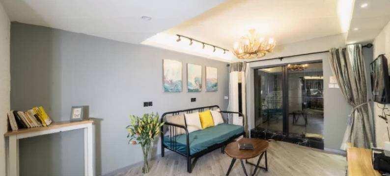 茴家青年公寓(深圳会展中心店)图片