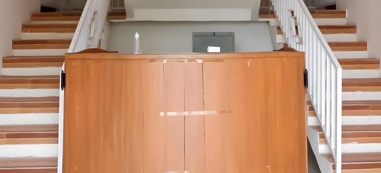 Artayya Puri Homestay Near Terminal Purabaya Madiun Mitra RedDoorz图片