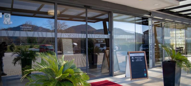 内雷特瓦酒店(Hotel Narenta)图片