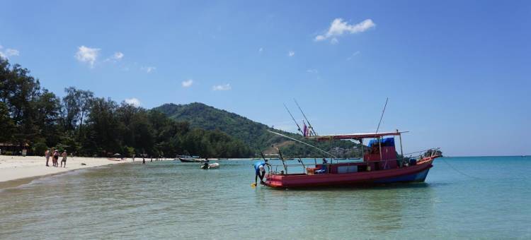 普吉岛TT南野海滩酒店(TT Naiyang Beach Phuket)图片