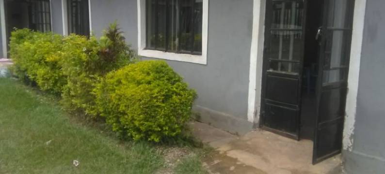 埃迪度假村(Eddys Resort)图片