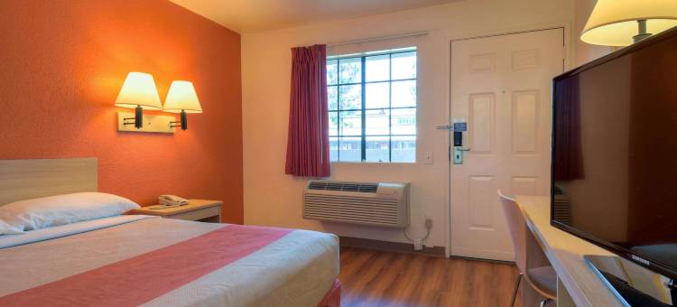 洛杉矶6号汽车旅馆 - 圣迪马斯(Motel 6 San Dimas, CA - Los Angeles)图片