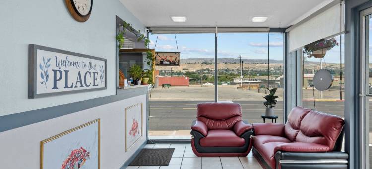 文纳奇假日旅馆(Holiday Lodge)图片