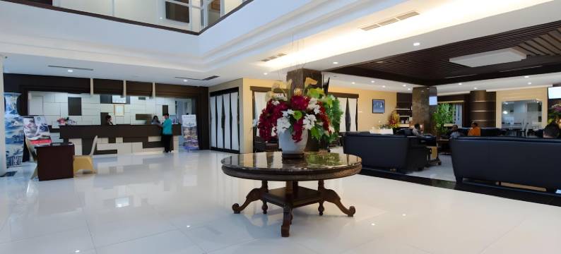 梭罗美加兰德酒店(Megaland Hotel Solo)图片