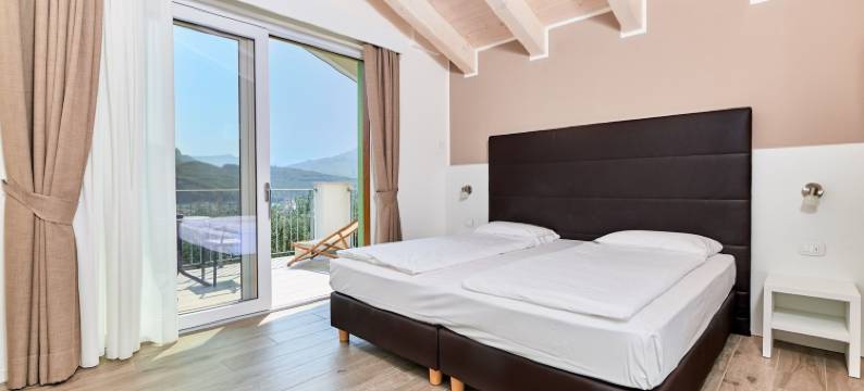 里瓦德尔加尔达马索托贝尔酒店(Maso Tobel Riva del Garda)图片