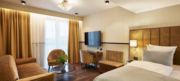 宽广酒店(Wide Hotel)图片