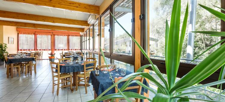 阿赫松丽芙酒店(Logis Hotel Restaurant Auberge les Rives de l'Arzon)图片