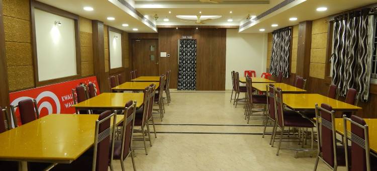 阿迪酒店(Hotel Aadhi)图片