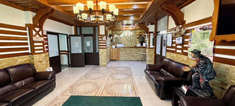 苏拉格提洛尔阿里尼斯小屋酒店(Cabana Sura Getilor Arinis)图片