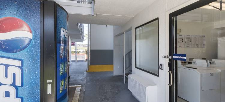 莱明斯特6号汽车旅馆(Motel 6 Leominster, MA)图片