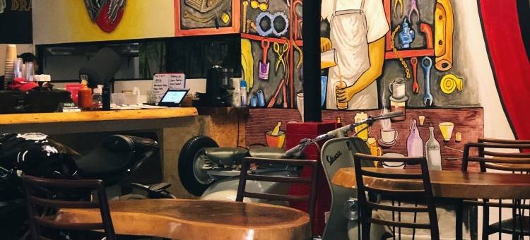 100 咖啡摩托旅舍(100% Cafe Moto Hostel)图片