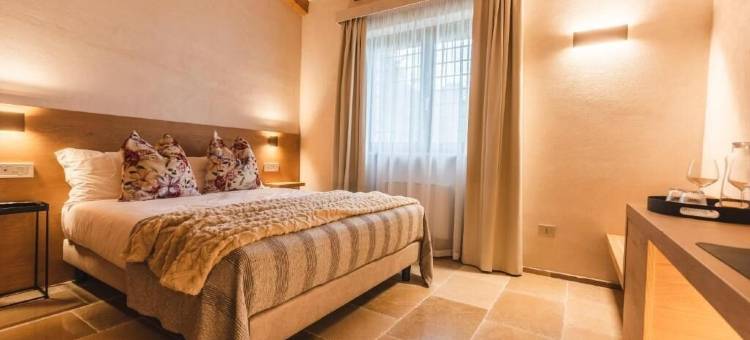 博尔戈文切里(Borgo Vinceri)图片