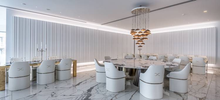 钻石豪华酒店-限成人(Diamond Deluxe Hotel - Adults Only)图片