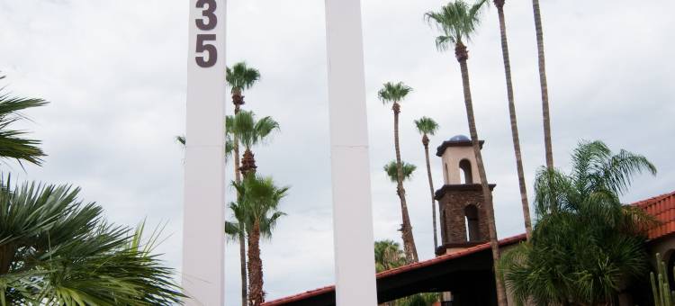 图森威廉姆斯中心希尔顿逸林套房酒店(DoubleTree Suites by Hilton Tucson - Williams Center)图片