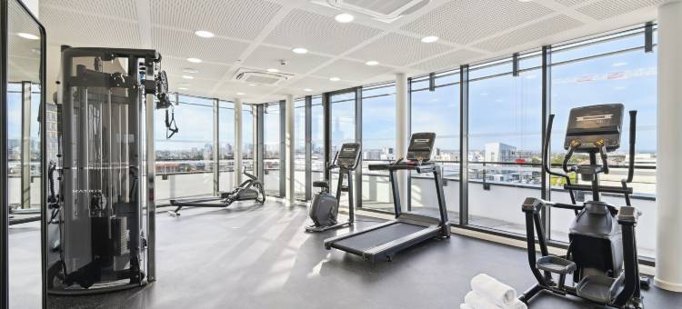 巴黎西部科龙贝全套房酒店(All Suites Appart Hotel Paris West Colombes)图片