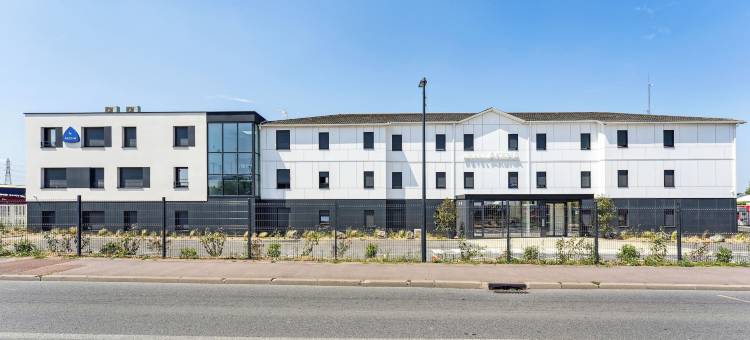 阿可纳皮耶尔拉耶酒店(Hôtel Akena Pierrelaye)图片