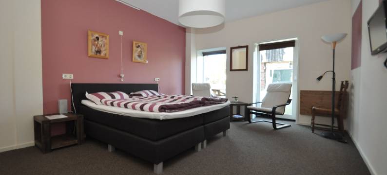 艾尔维霍威尔布尔(Erve Höwerboer)图片