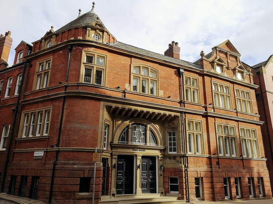 古德拉姆门公寓