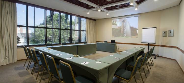 皮涅罗斯金塔 - 费尼克斯酒店(Golden Tower Pinheiros by Fênix Hotéis)图片