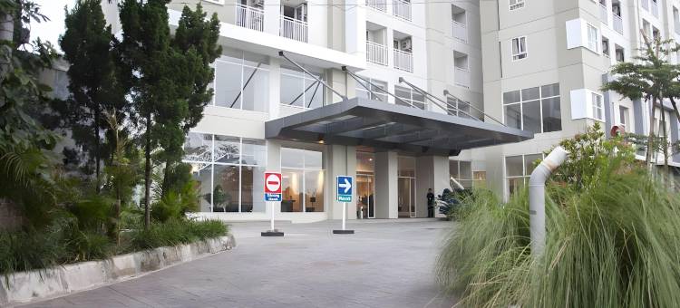 萨希德天空地城詹蒂南戈尔酒店(Skyland City Hotel Jatinangor)图片