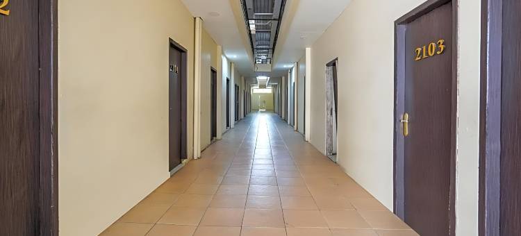 近银河购物中心红门旅馆(RedDoorz Plus Near Galaxy Mall)图片