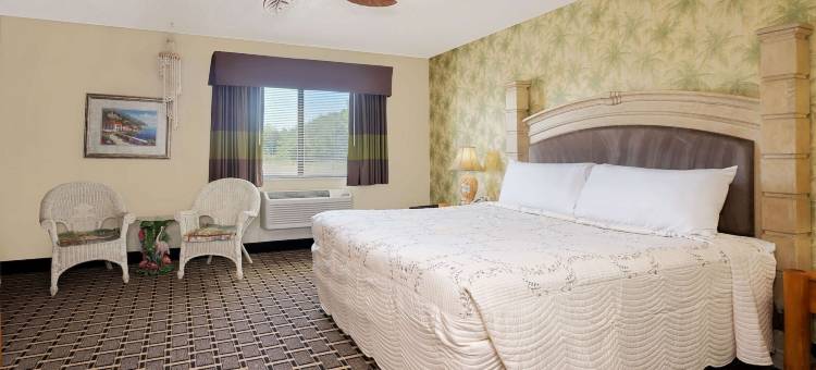 克洛凯速8酒店(Super 8 by Wyndham Cloquet)图片