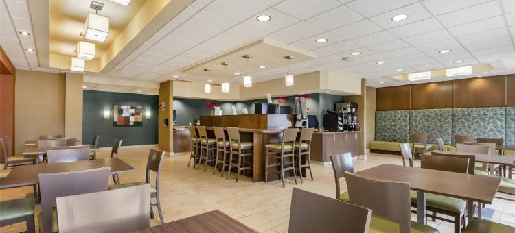 温尼伯西部贝斯特韦斯特优质酒店(Best Western Plus Winnipeg West)图片