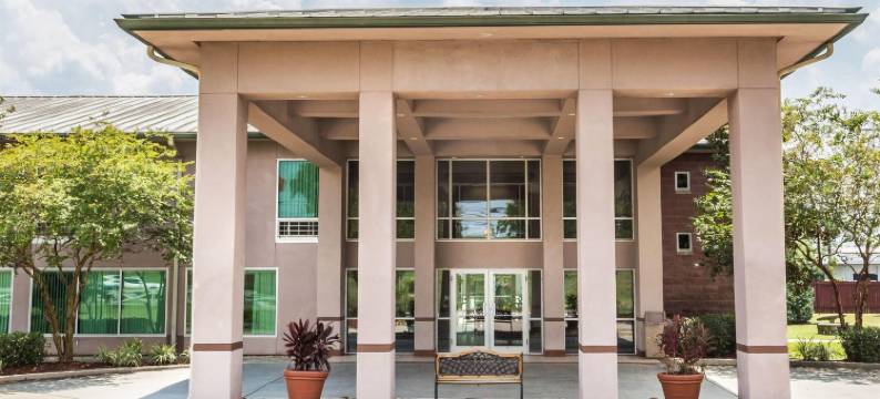 卢林华美达酒店(Ramada by Wyndham Luling)图片