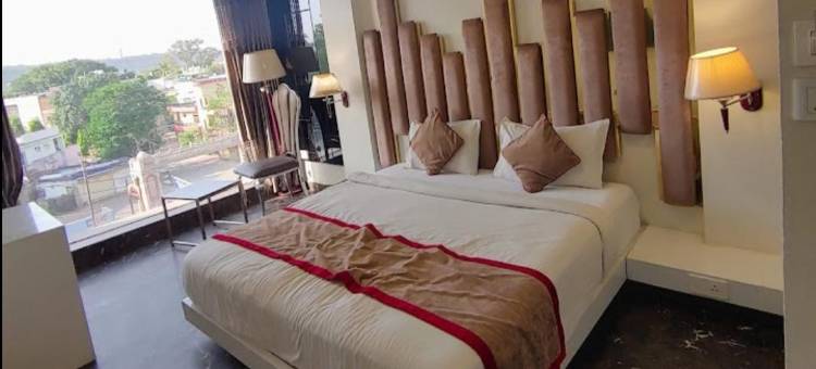 帕拉巴国际酒店(The Prabha International)图片