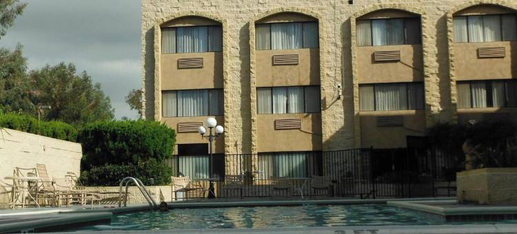 洛杉矶港摩托尔旅馆6号-圣佩德罗，CA(Motel 6 San Pedro, CA – Port of Los Angeles)图片