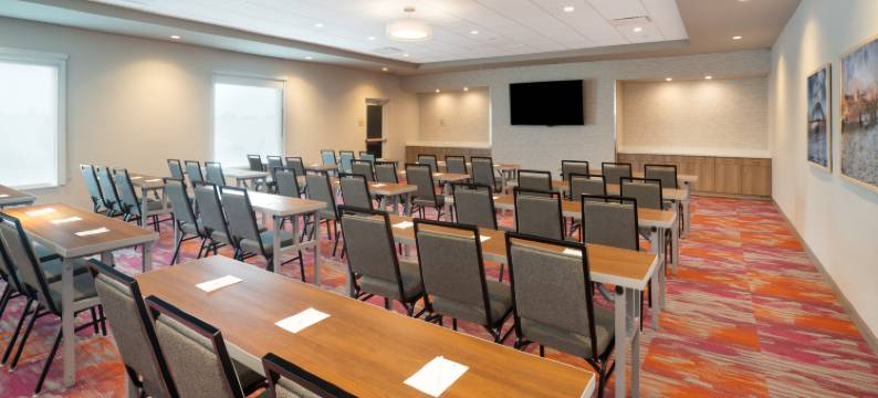 小石城北部希尔顿惠庭套房酒店(Home2 Suites by Hilton North Little Rock)图片