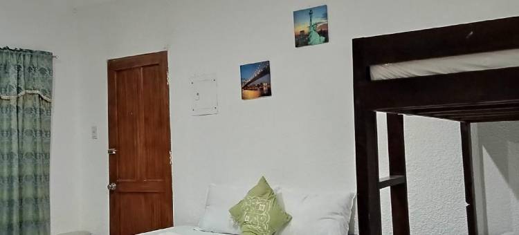 莫阿尔博阿海滨酒店(Moalboal Beach Front Hotel)图片