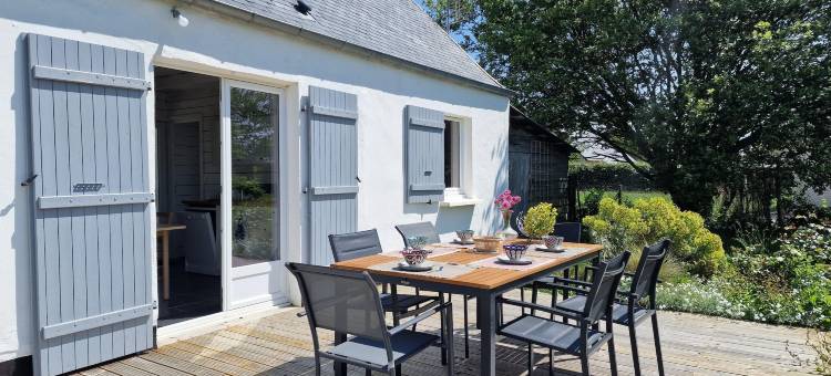 Holiday Home in Locquirec near Sandy Beaches图片