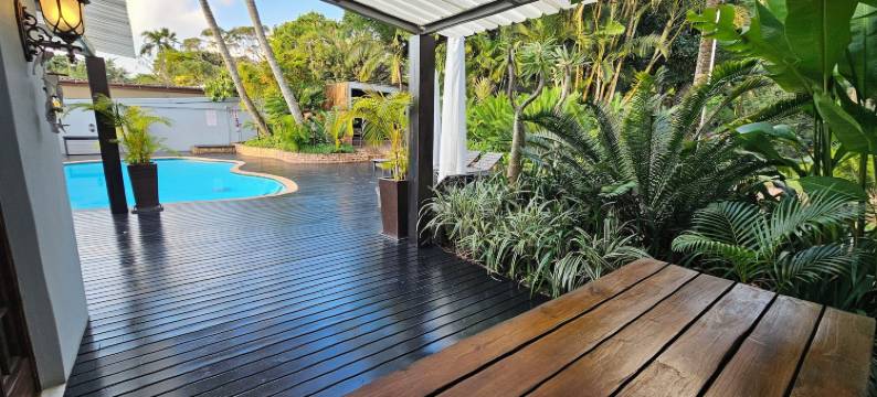 豹树郊外小屋(Leopard Tree Lodge)图片