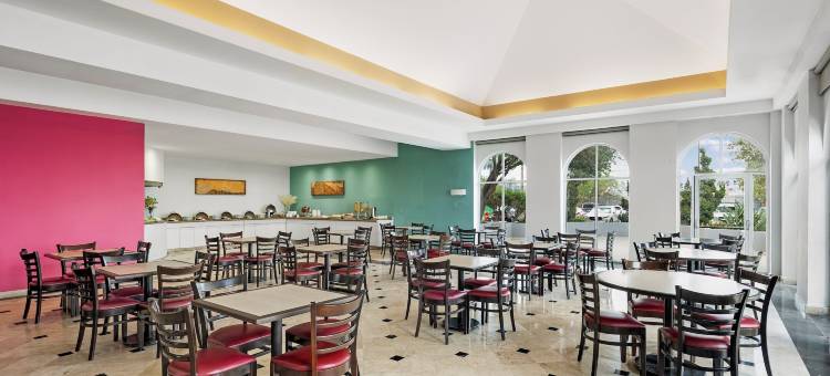 节日快捷酒店新拉莱多(Fiesta Inn Express Nuevo Laredo)图片