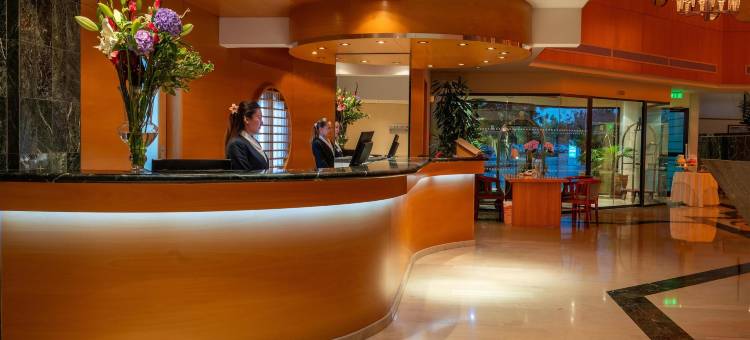 康斯坦丁诺布罗斯阿斯米娜套房酒店(Constantinou Bros Asimina Suites Hotel)图片