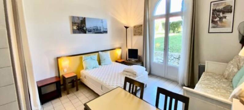 Studio 3 people Selection图片