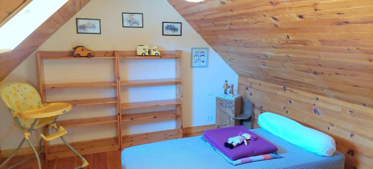 Stone House near Penze River and Morlaix Bay图片