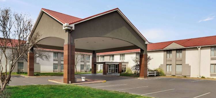 希尔顿斯帕克沃尔多夫(Spark by Hilton Waldorf)图片